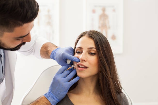 How Does a Cosmetic Clinic Enhance Appearance and Boost Confidence
